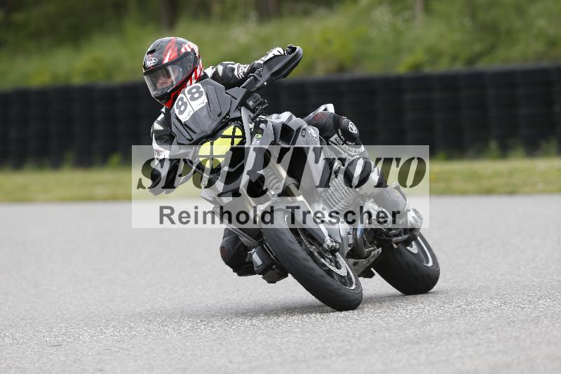 /Archiv-2025/08 20.04.2025 Speer Racing ADR/Gruppe gruen/88